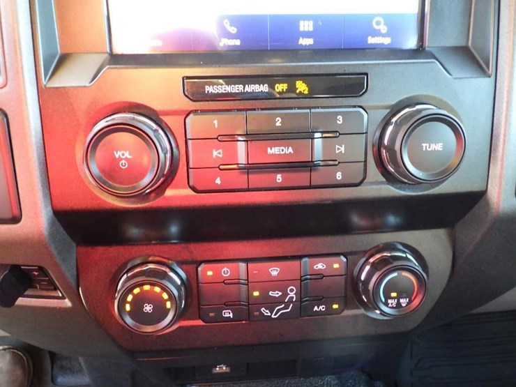 2020-ford-f350-image-35