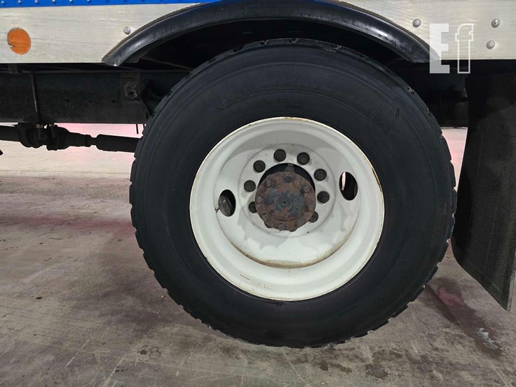 2013-international-durastar-4300-image-22