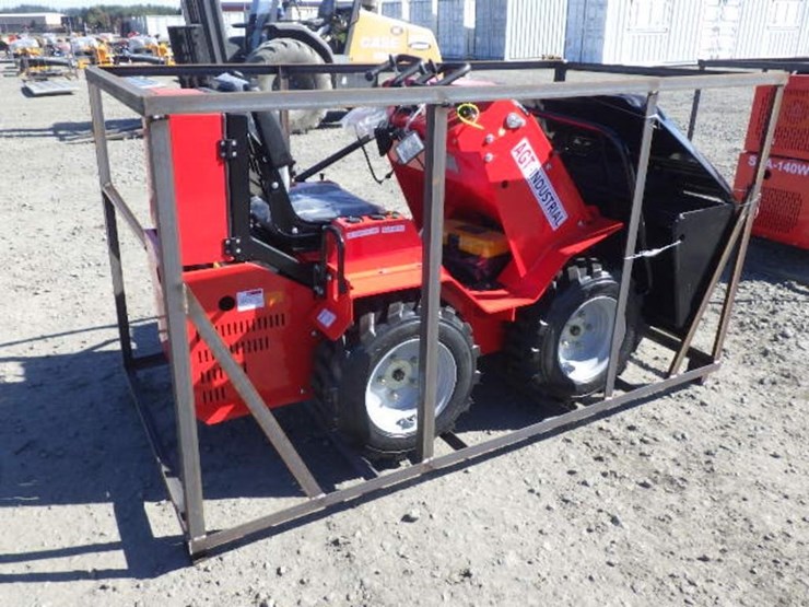 2026-agt-sda-140w-skid-steer-loader-image-3