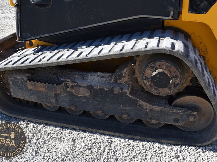 2021-jcb-270t-image-22