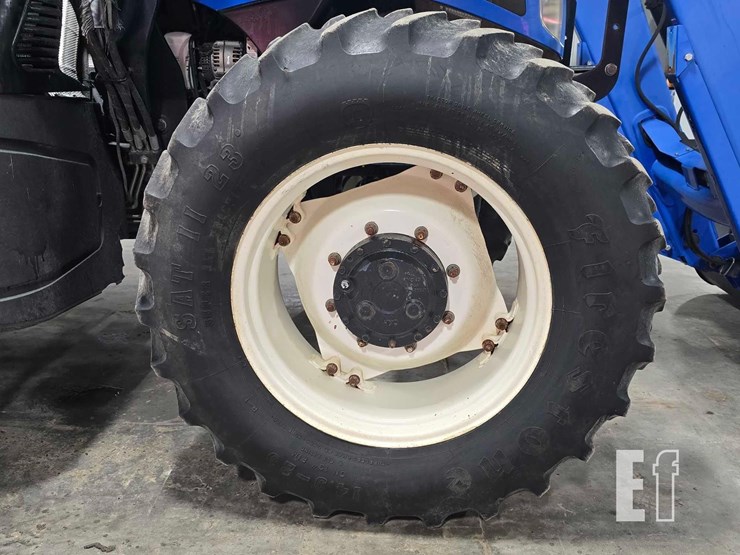 2016-new-holland-ts6.130-image-23