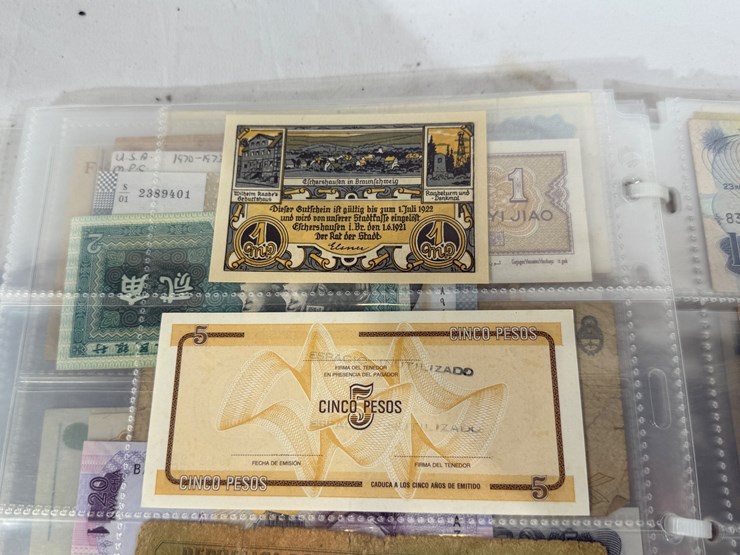 #40307-•-foreign-currency-bank-notes-image-100