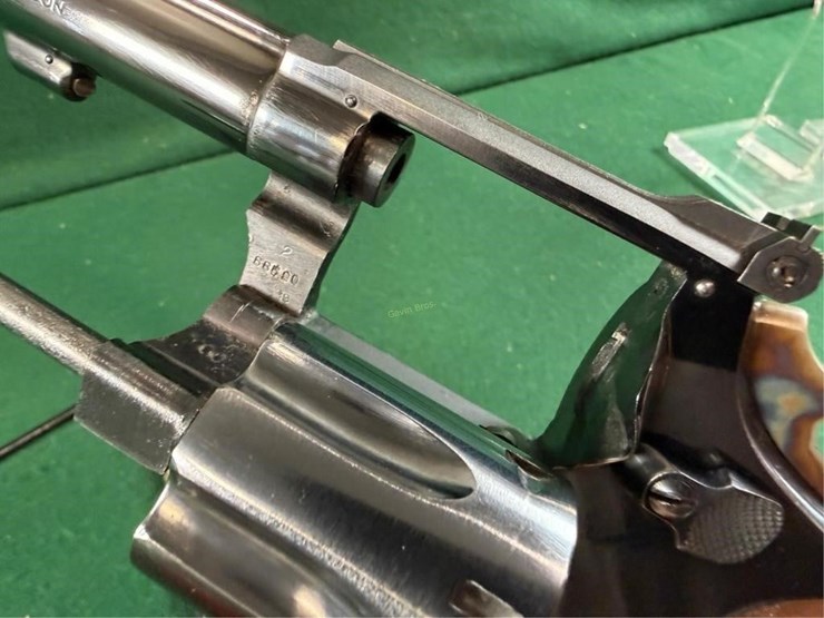 smith-&-wesson-22lr-ctg-revolver-image-13