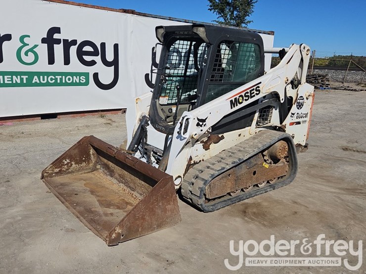 2013-bobcat-t590-image-1