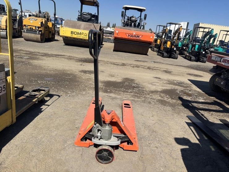 glf-pallet-lift-image-3