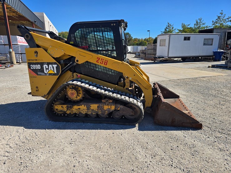 2016-caterpillar-289d-image-11