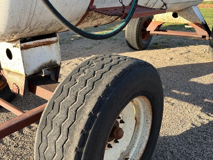 11-15-1450-gallon-nh3-tank,-15r--22.5-tires-image-11