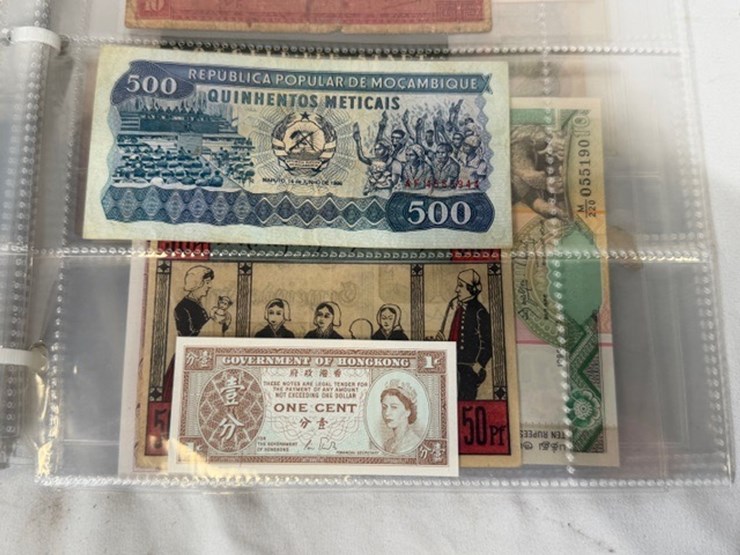 #40308-•-foreign-currency-bank-notes-image-151