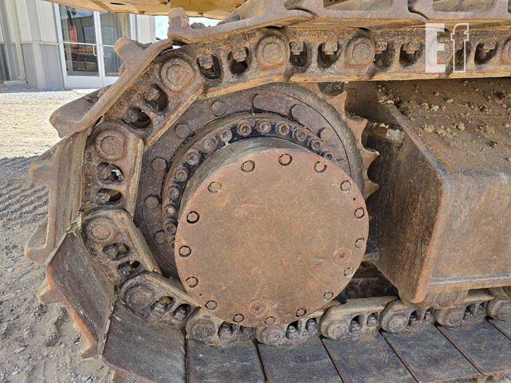 2016-caterpillar-336fl-image-36