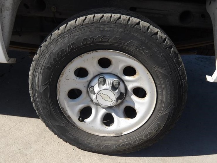 2009-chevrolet-silverado-pickup-truck-image-5