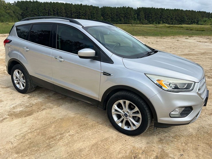 2019-ford-escape-image-4