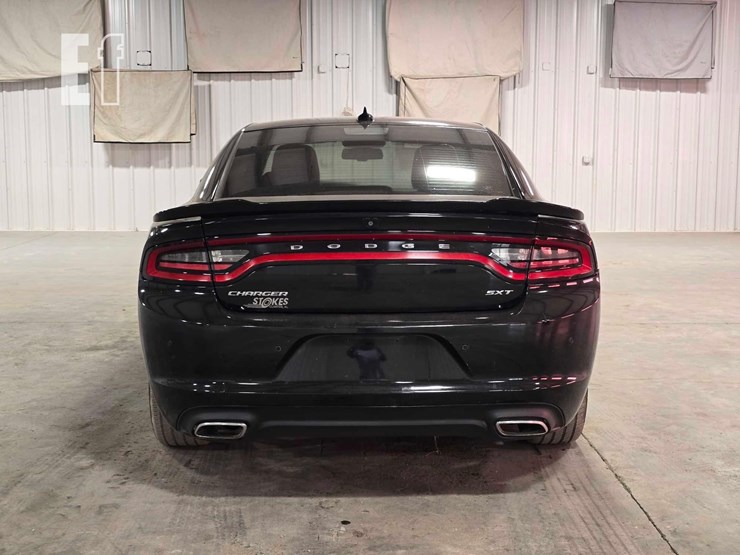 2018-dodge-charger-image-8