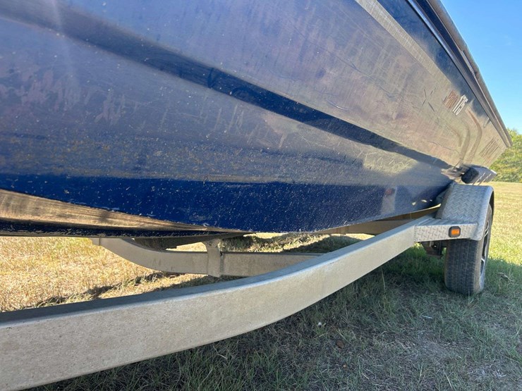 2015-aluma-craft-pro-175-aluminum-bass-boat-w/70-hp-yamaha-outboard-&-trailer-image-32