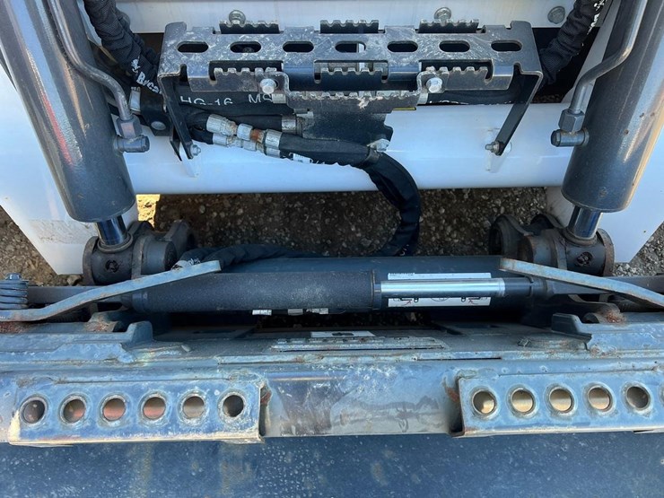 bobcat-s650-image-12