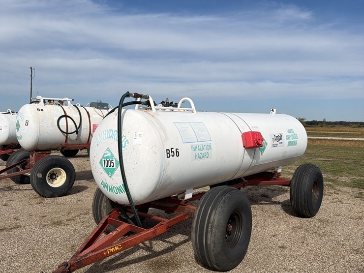 11-10-1450-gallon-nh3-tank,-16.5l---16.1-tires-image-14