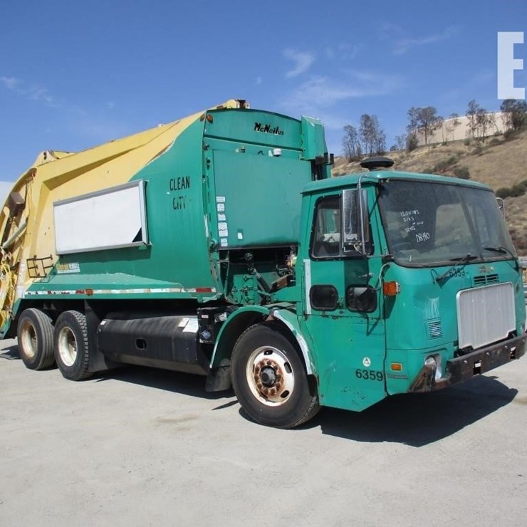 2004 AUTOCAR XPEDITOR