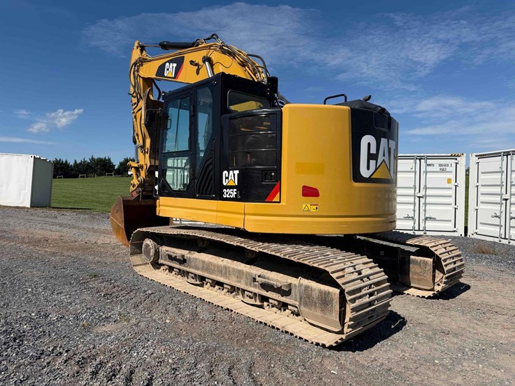 2019-caterpillar-325flcr-image-3