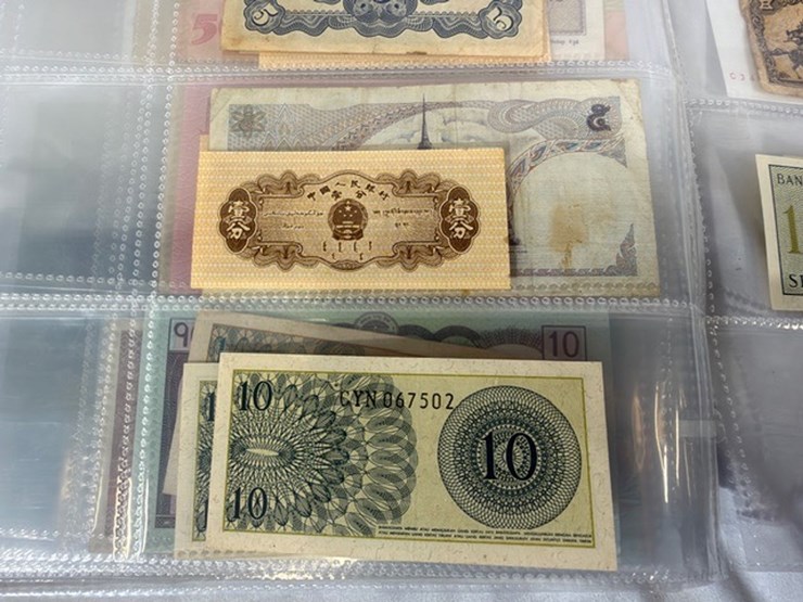 #40311-•-foreign-currency-bank-notes-image-167