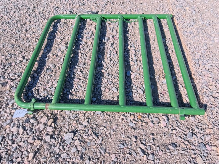 #2010-•-4ft-walk-through-gate-image-1