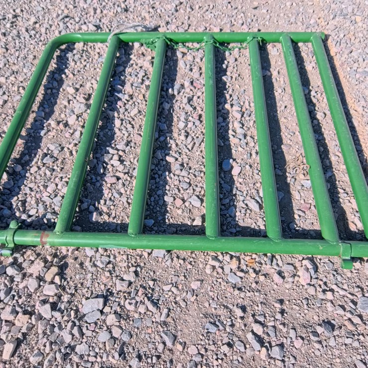#2010 • 4ft Walk Through Gate