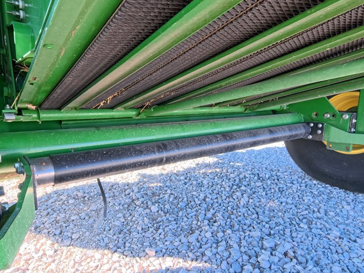 john-deere-569-premium-image-46