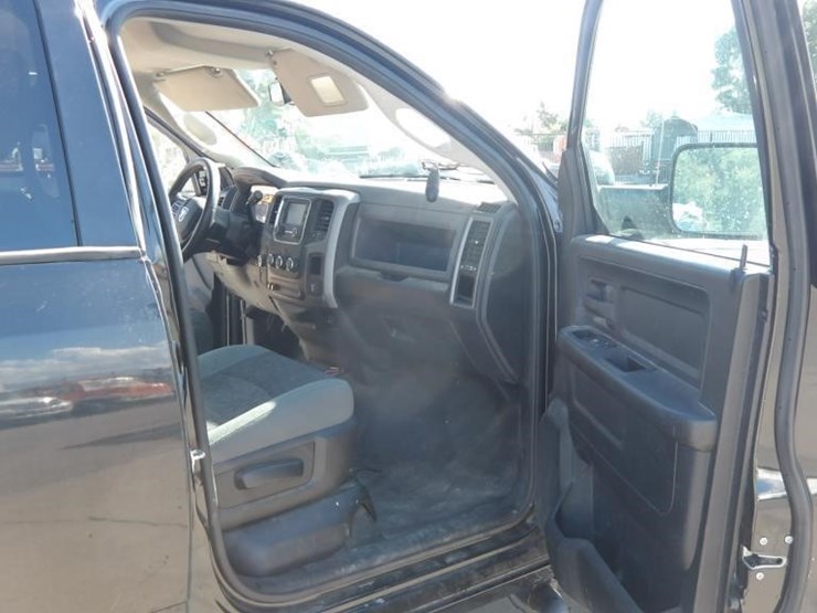2016-dodge-ram-1500-image-10