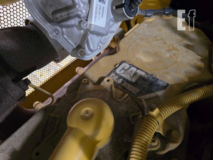 2020-caterpillar-d3k2-xl-image-30