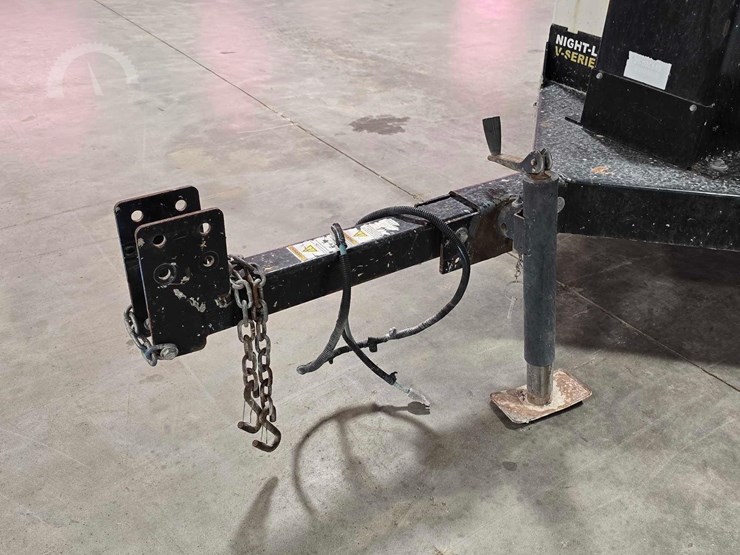 2018-allmand-bros-night-lite-v-series-nlv-image-15