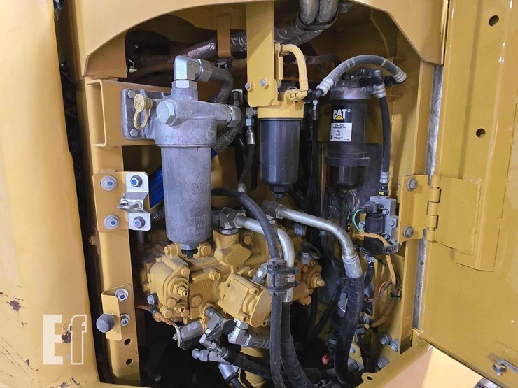 2019-caterpillar-315f-lcr-image-34