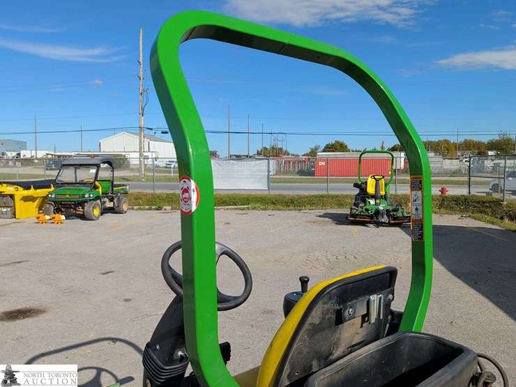2015-john-deere-2500-image-28