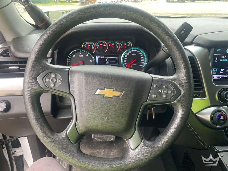 2018-chevrolet-tahoe-image-15
