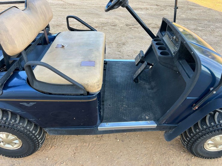 e-z-go-txt-electric-golf-cart-custom-lifted-image-19