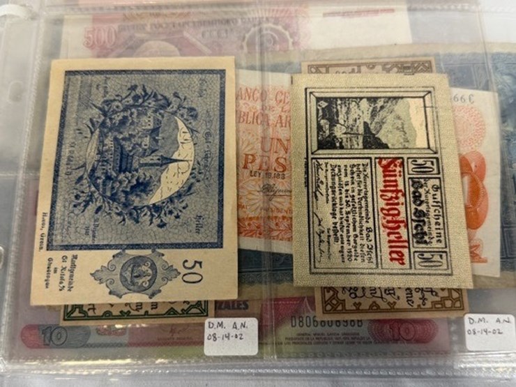 #40308-•-foreign-currency-bank-notes-image-37
