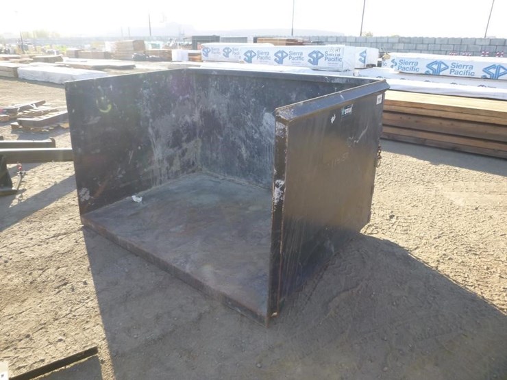 star-1430-reach-lift-trash-hopper-image-1