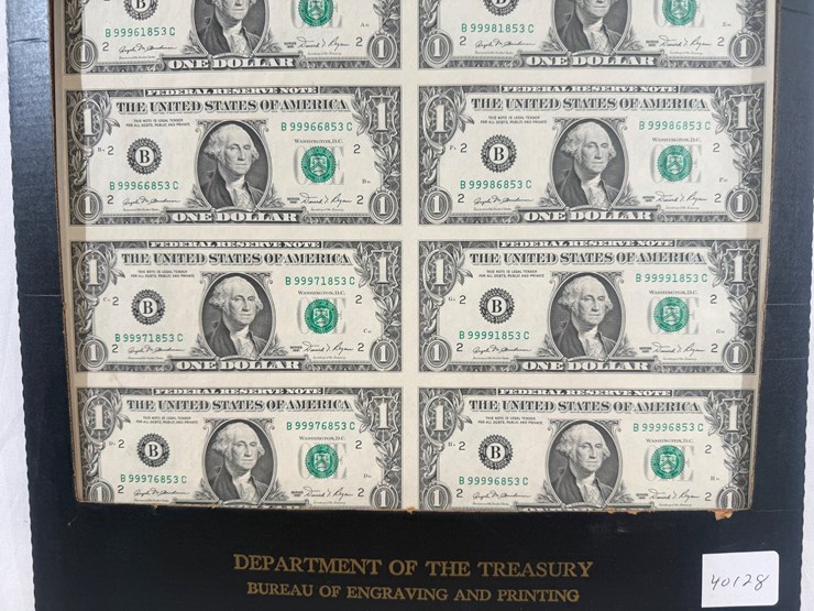 #40128-•-1/2-sheet-uncirculated-1981-dollar-bills-image-8