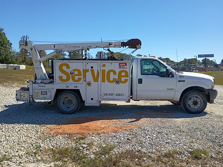 2003-ford-f550-image-10