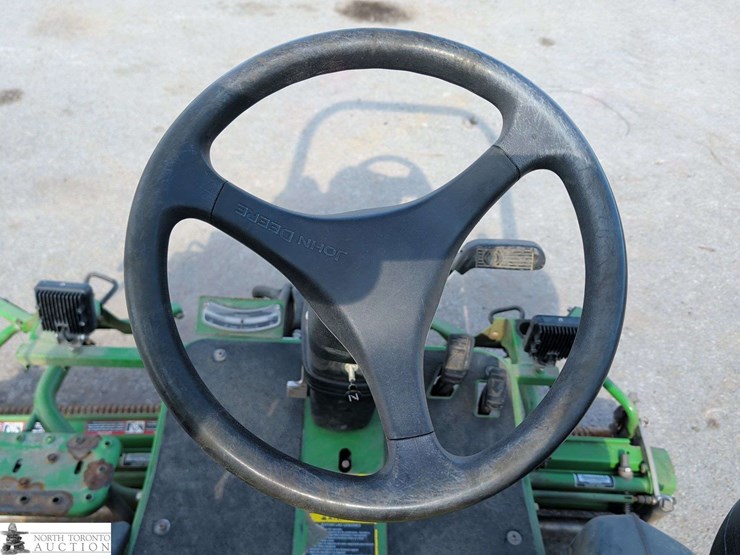 2015-john-deere-2500-image-18