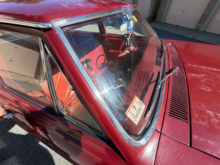 1965-chevrolet-chevelle-300-deluxe-4-door-sedan-(33,434-miles)-image-63