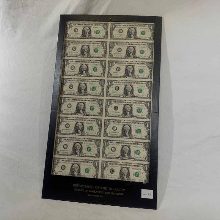 #40128 • 1/2 SHEET UNCIRCULATED 1981 DOLLAR BILLS