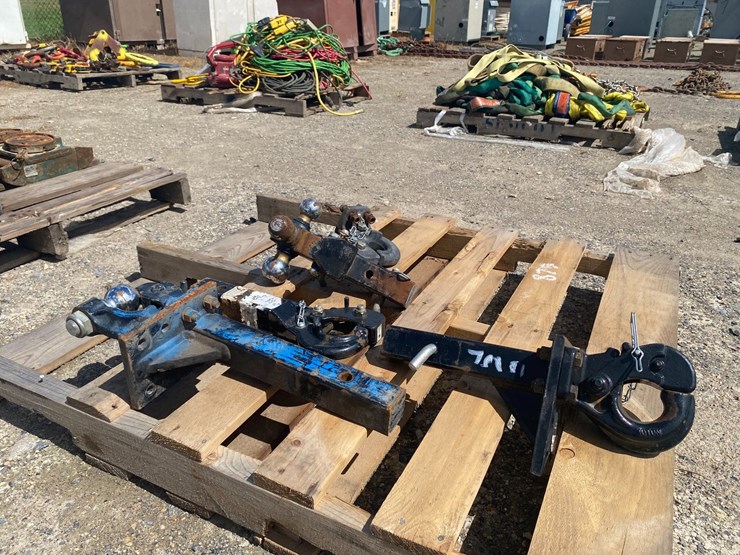 #7518-•-heavy-duty-trailer-hitches-image-1