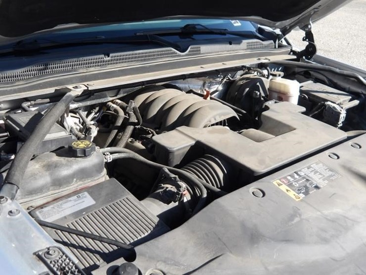 2018-chevrolet-tahoe-image-9