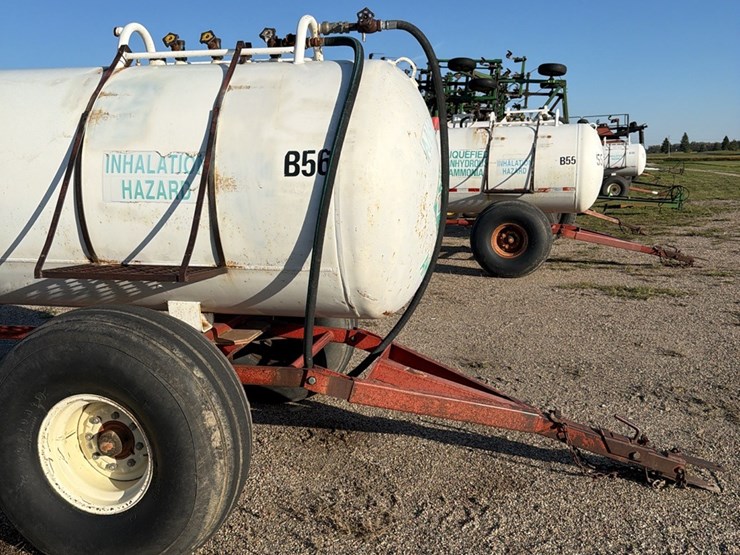 11-10-1450-gallon-nh3-tank,-16.5l---16.1-tires-image-9
