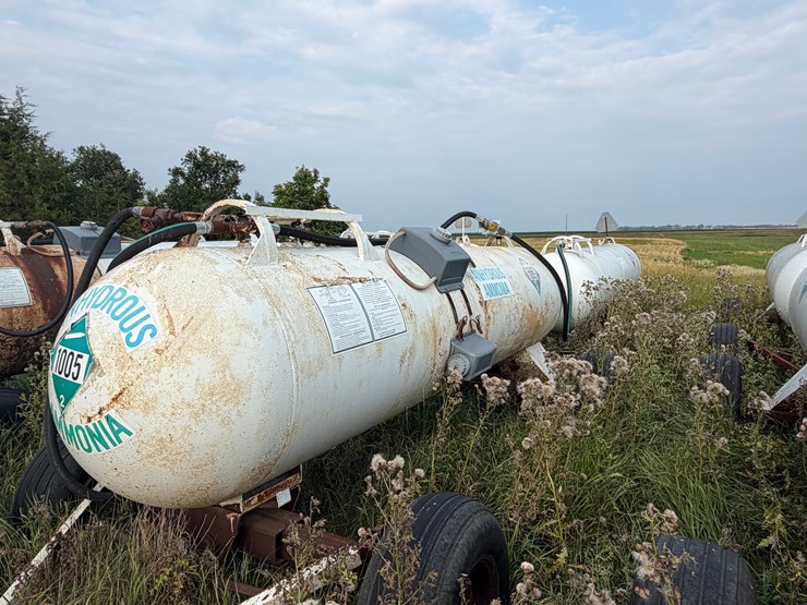 10-4-1000-gallon-nh3-tanks-image-3