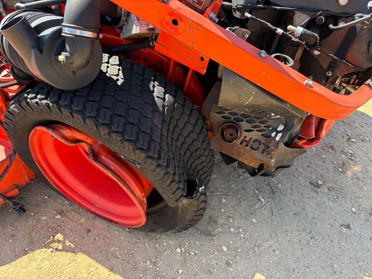2019-kubota-z781kwi-54"-zero-turn-lawn-mower-image-17