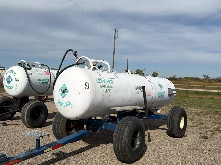 11-16-1450-gallon-nh3-tank,-16.5l---16.1-sl-tires-image-13