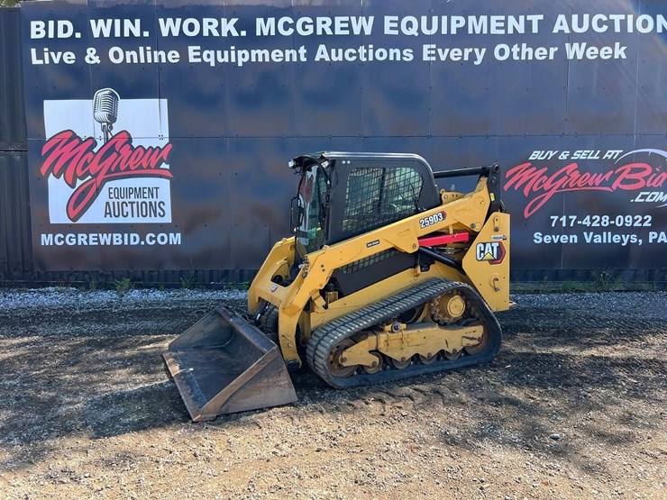 2019-caterpillar-259d3-image-1
