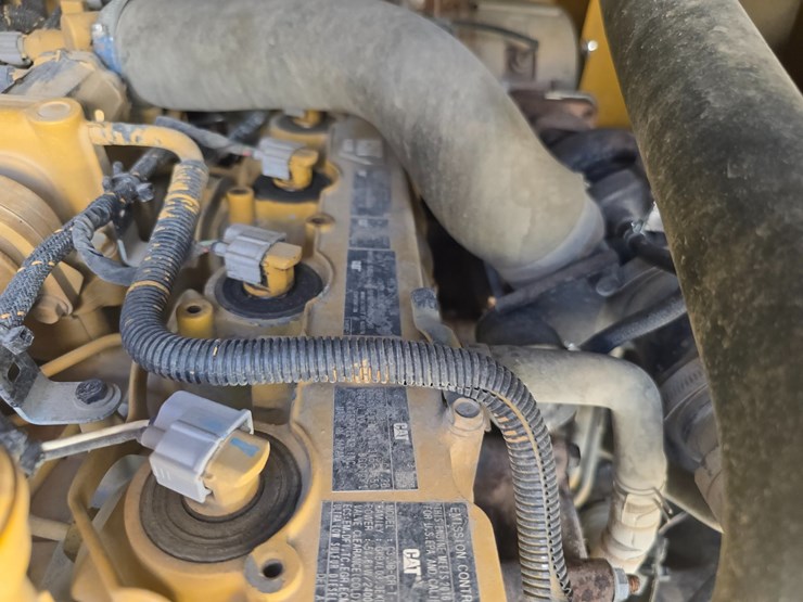 2016-caterpillar-289d-image-31
