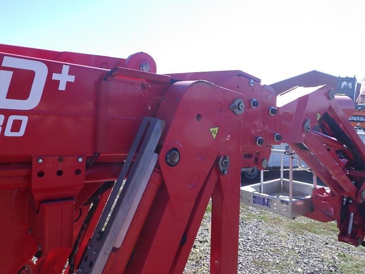 2022-cmc-72hd+-arbor-pro-articulating-spider-lift-image-36
