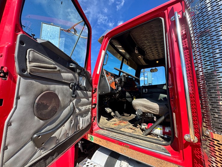 2010-western-star-4900-image-10