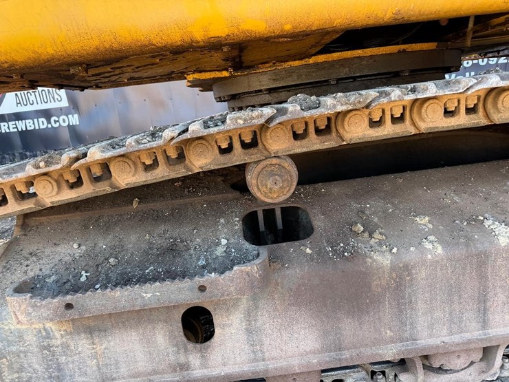 komatsu-pc160-image-15